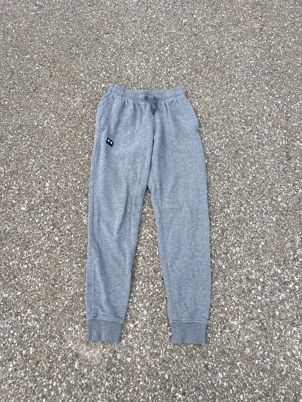 Under Armour Sweatpants Mens Small Gray Fleece Joggers Logo Drawstring Athletic